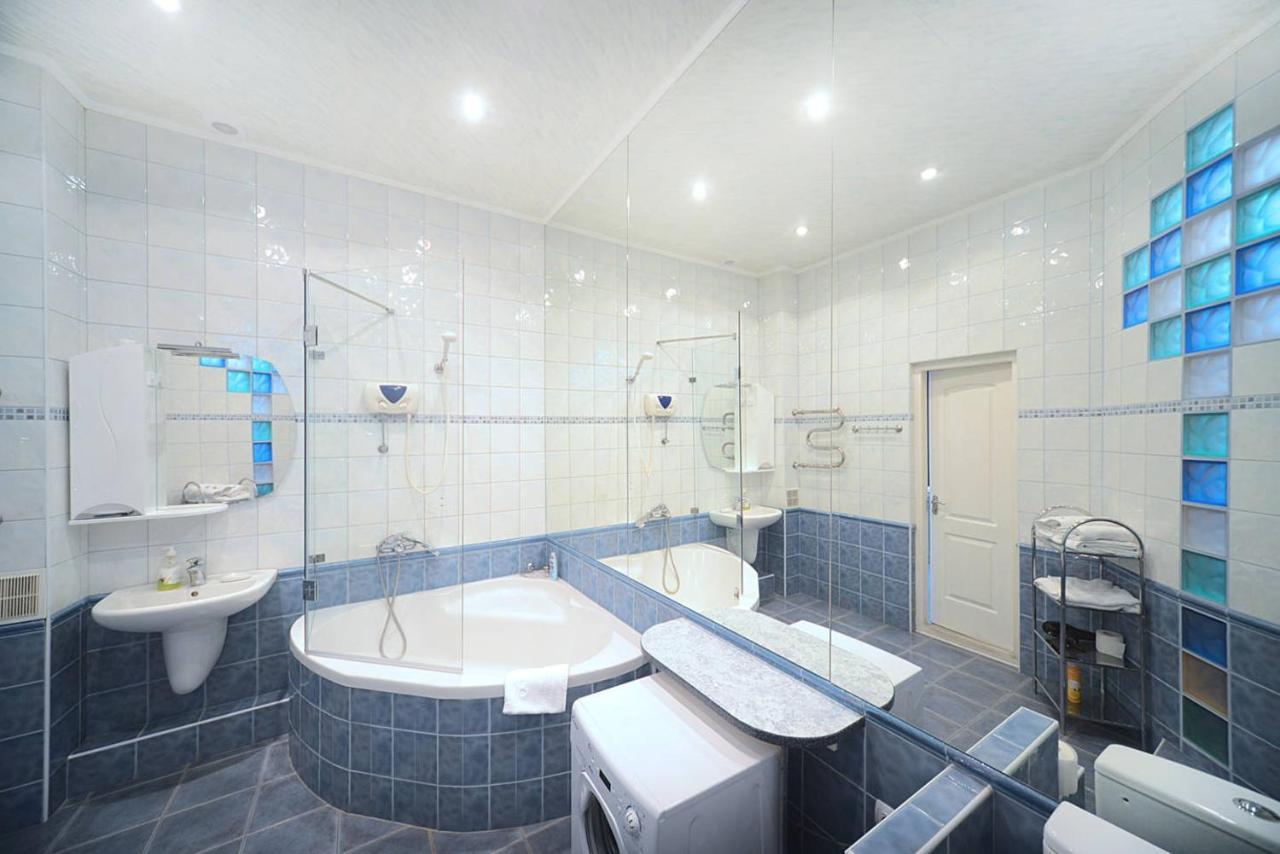 Chekhov Apartment Kiev Luaran gambar